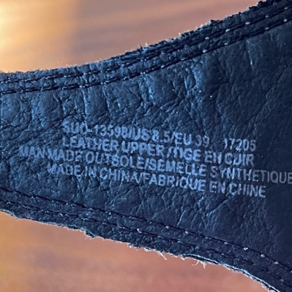 Mary Jane Style Taos  8.5 Black Leather - Picture 6 of 6